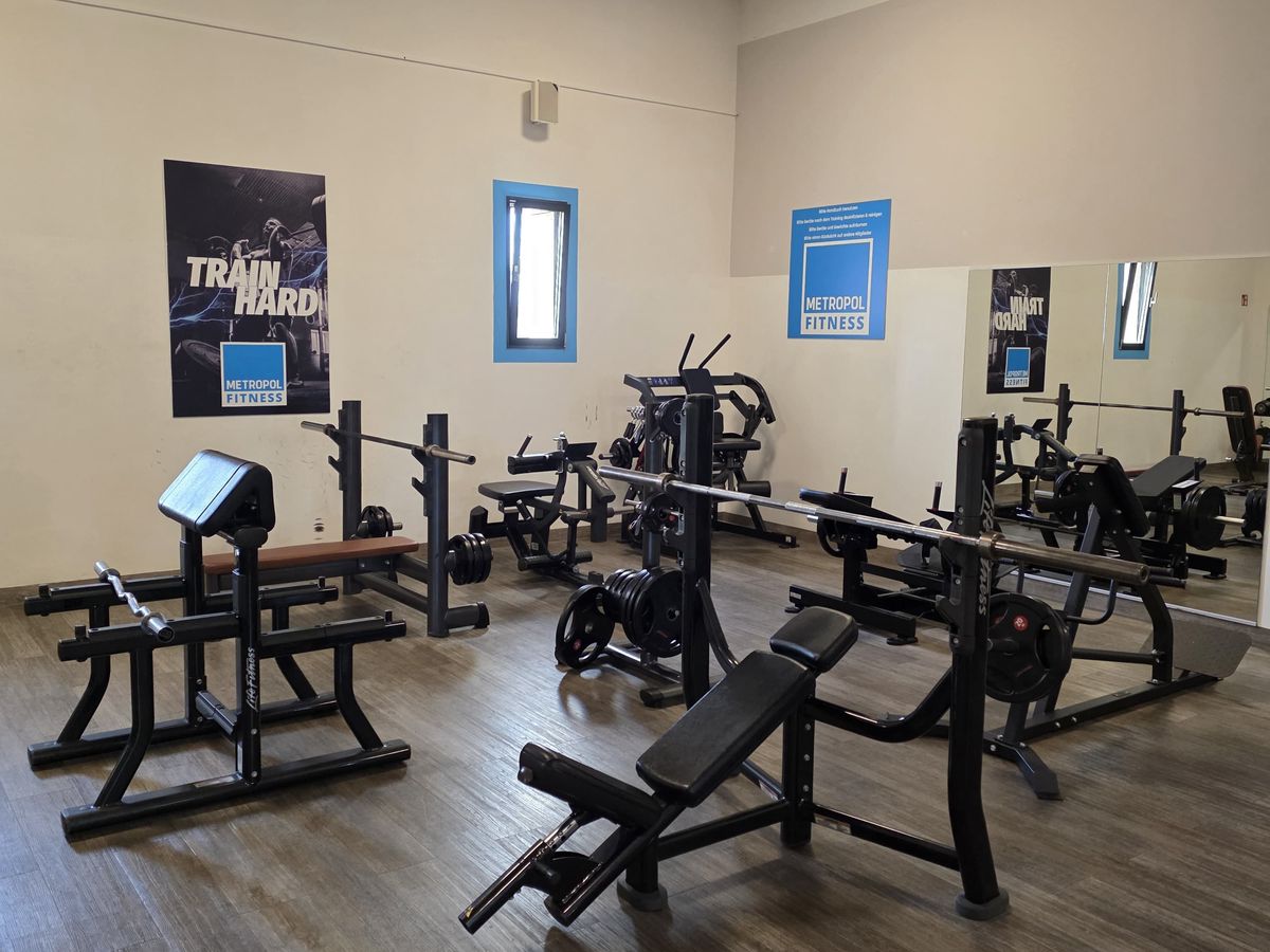 Freihantelbereich im Metropol Fitness Nürnberg